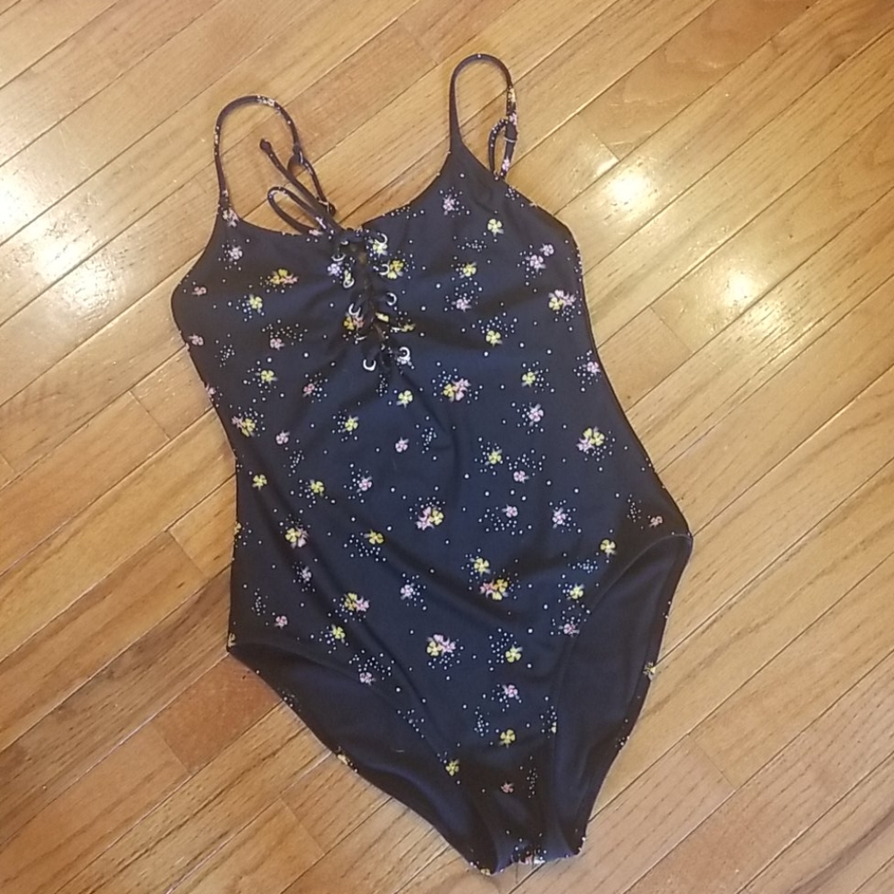 Floral one piece oldnavy